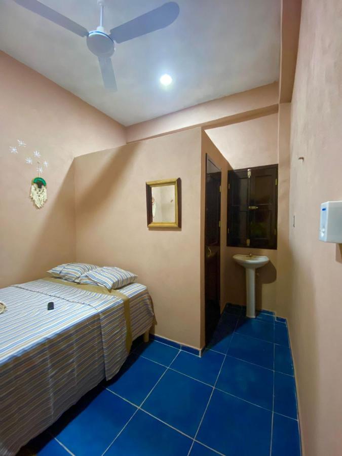 Casa Lol-Cab Hotel Valladolid  Exterior photo